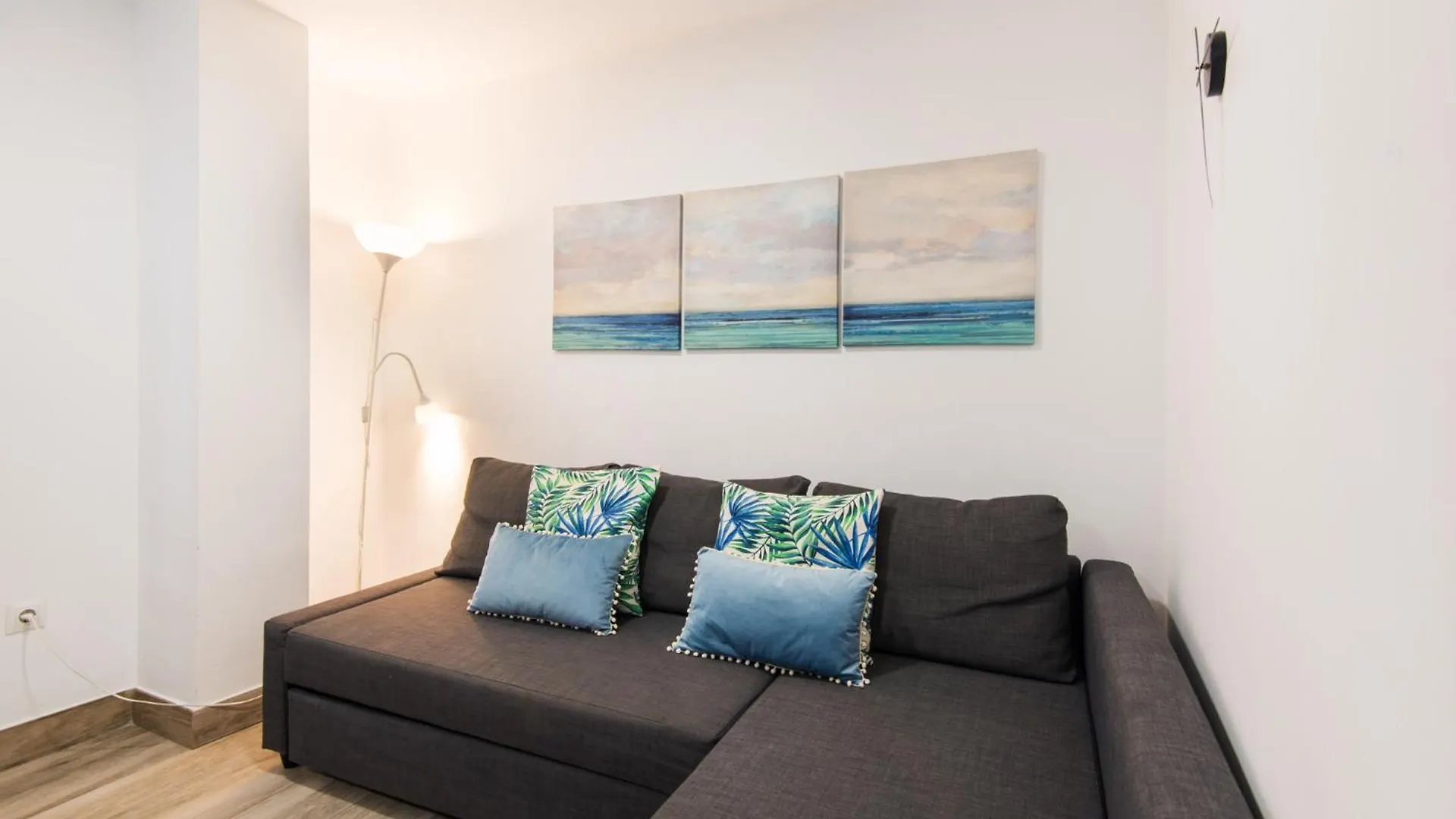 Street Art Fantasy 2 Apartment Malaga